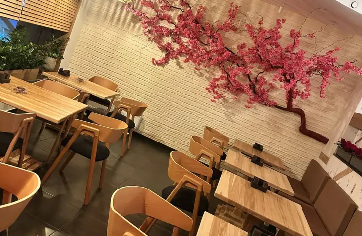 Бранчи по будням c 12.00 до 16.00