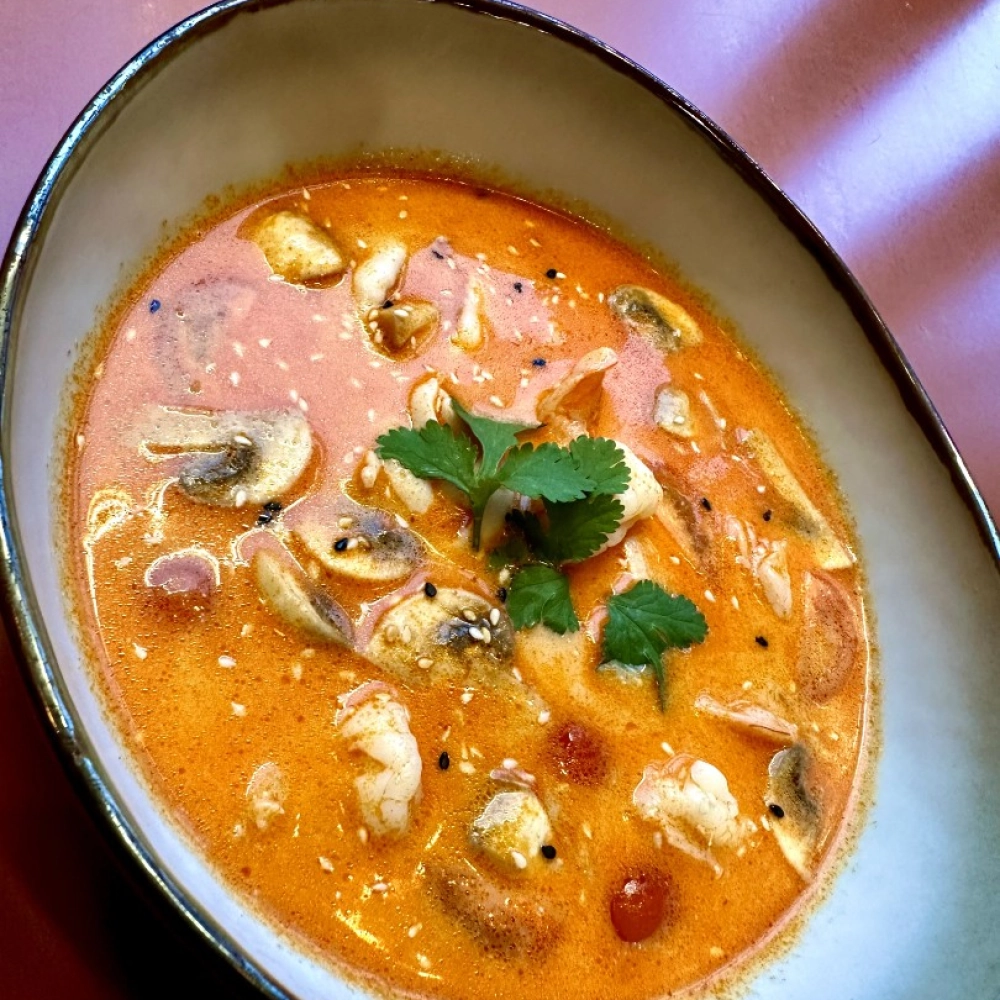 Том Ям с морепродуктами