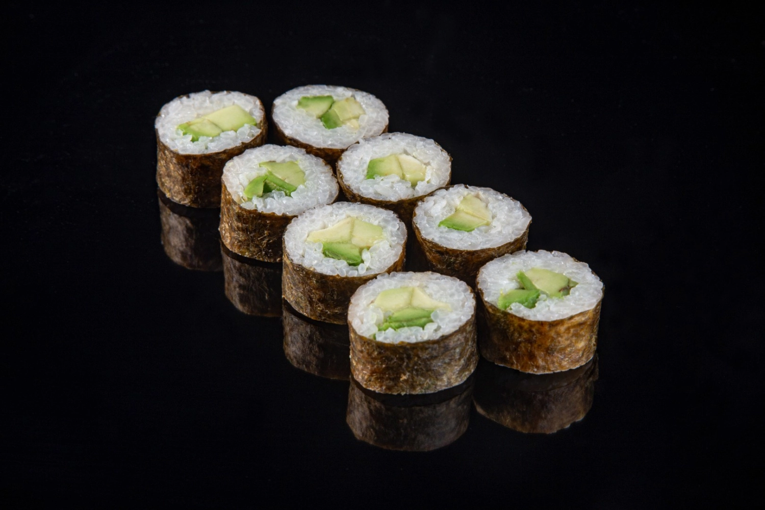 Хосомаки с авокадо