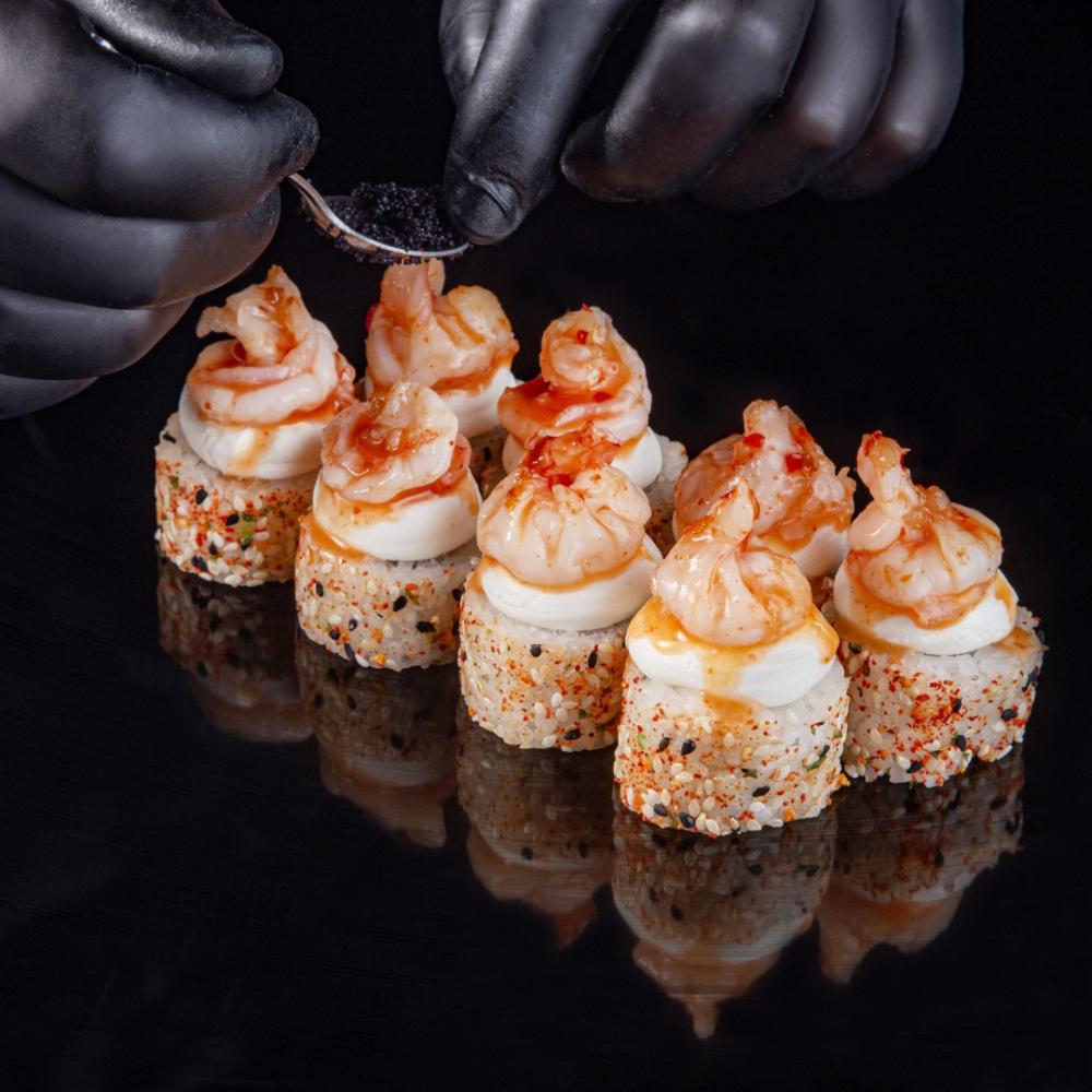 Ролл с креветкой жареный