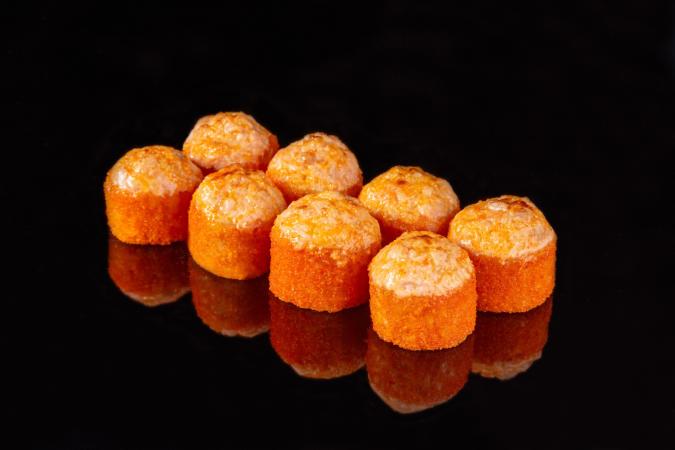 Ролл с лососем запечёный