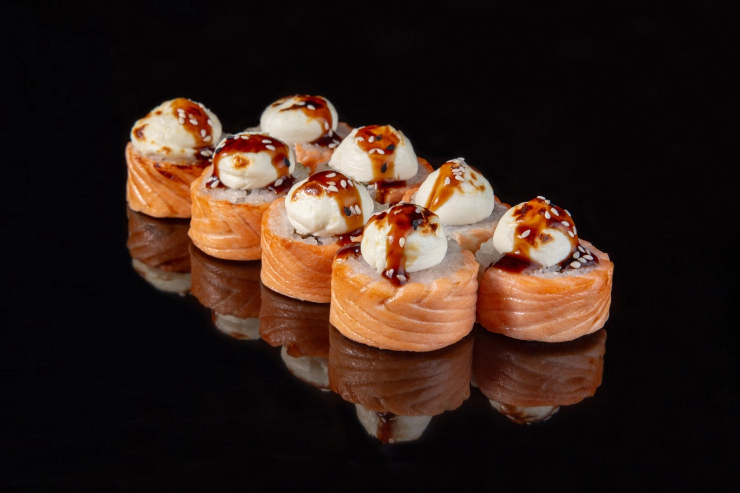 Ролл Филадельфия запечённый