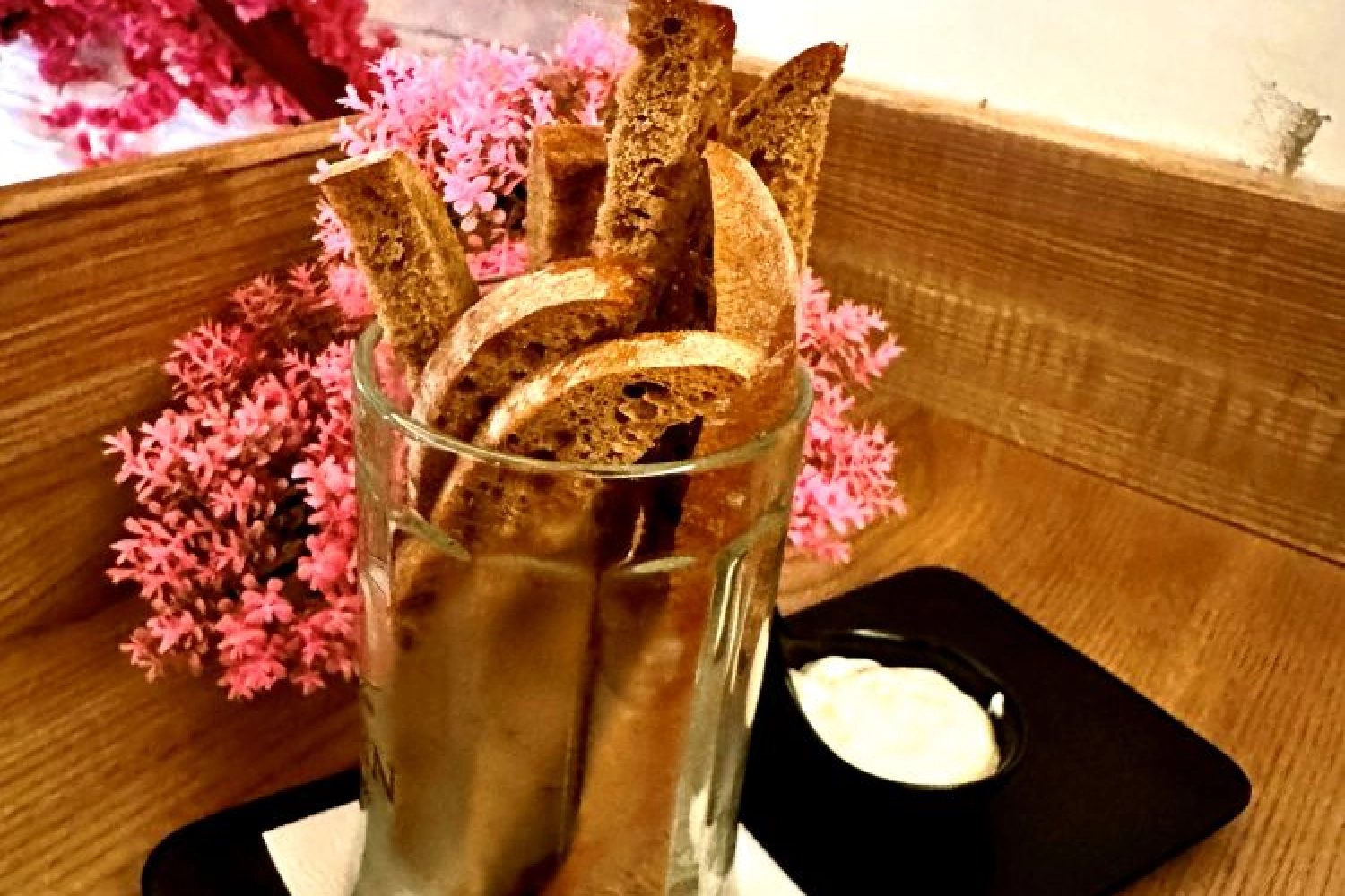 Чесночные сухарики