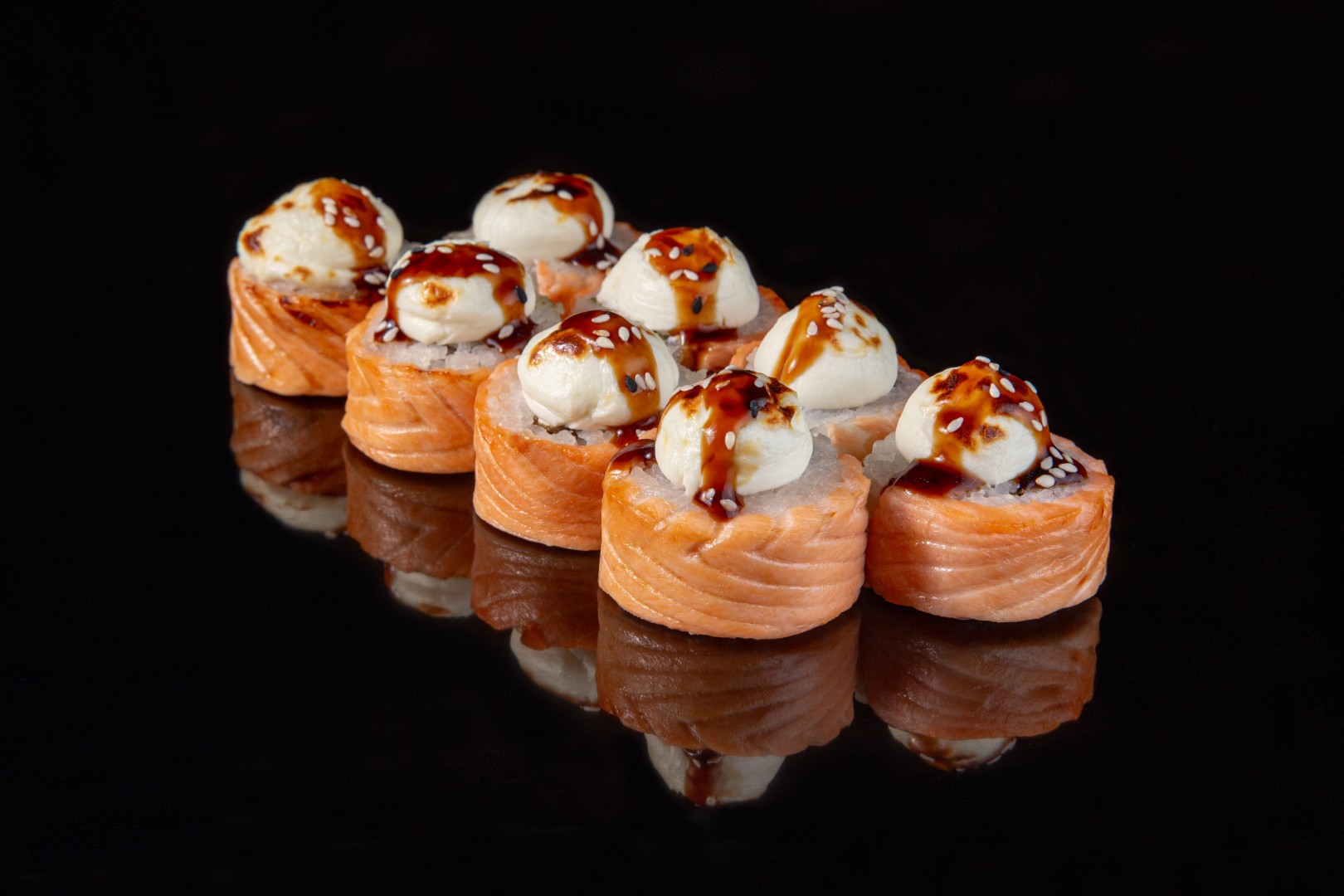 Ролл Филадельфия запечёный